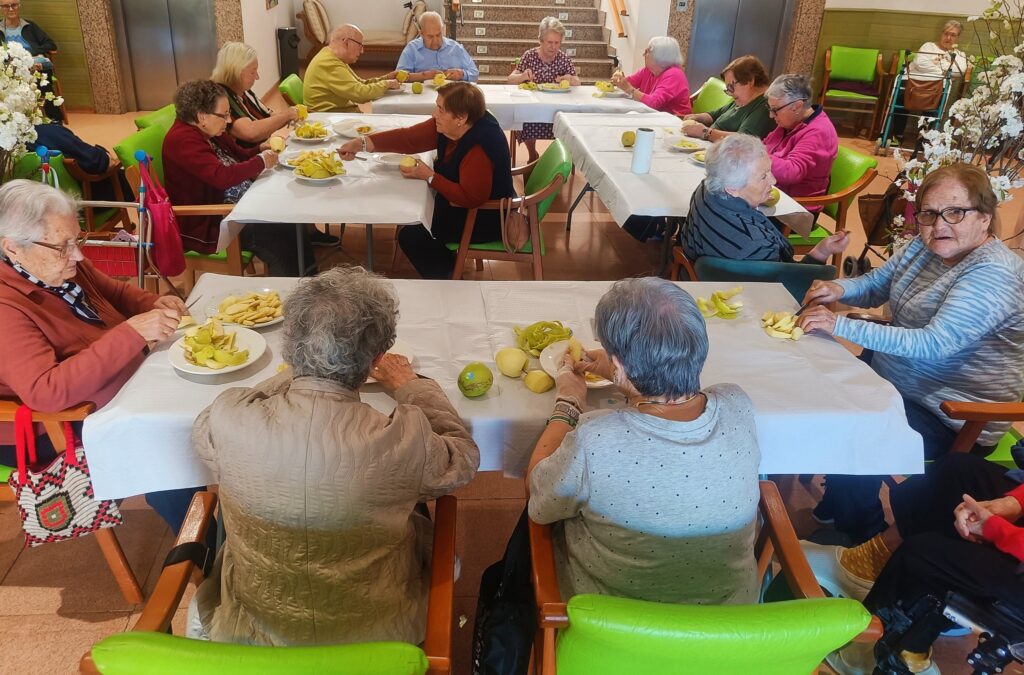 Elaboración tartas de manzana.